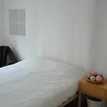 Bica Apartments 招待所 3*