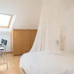 Bica Apartments 3*